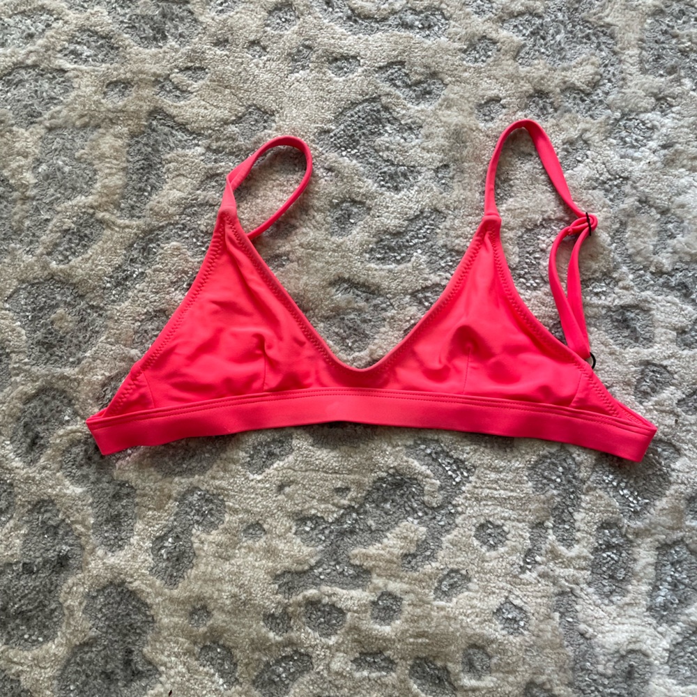 White Fox Boutique Bikini Top